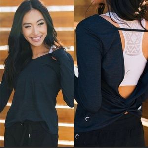 Zyia Navy V Back Vibe T